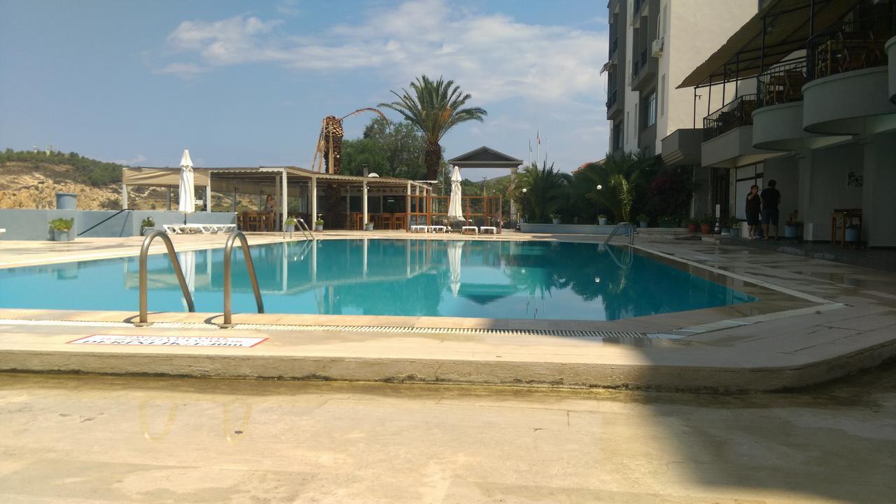 Hotel Leon Foça Ngoại thất bức ảnh